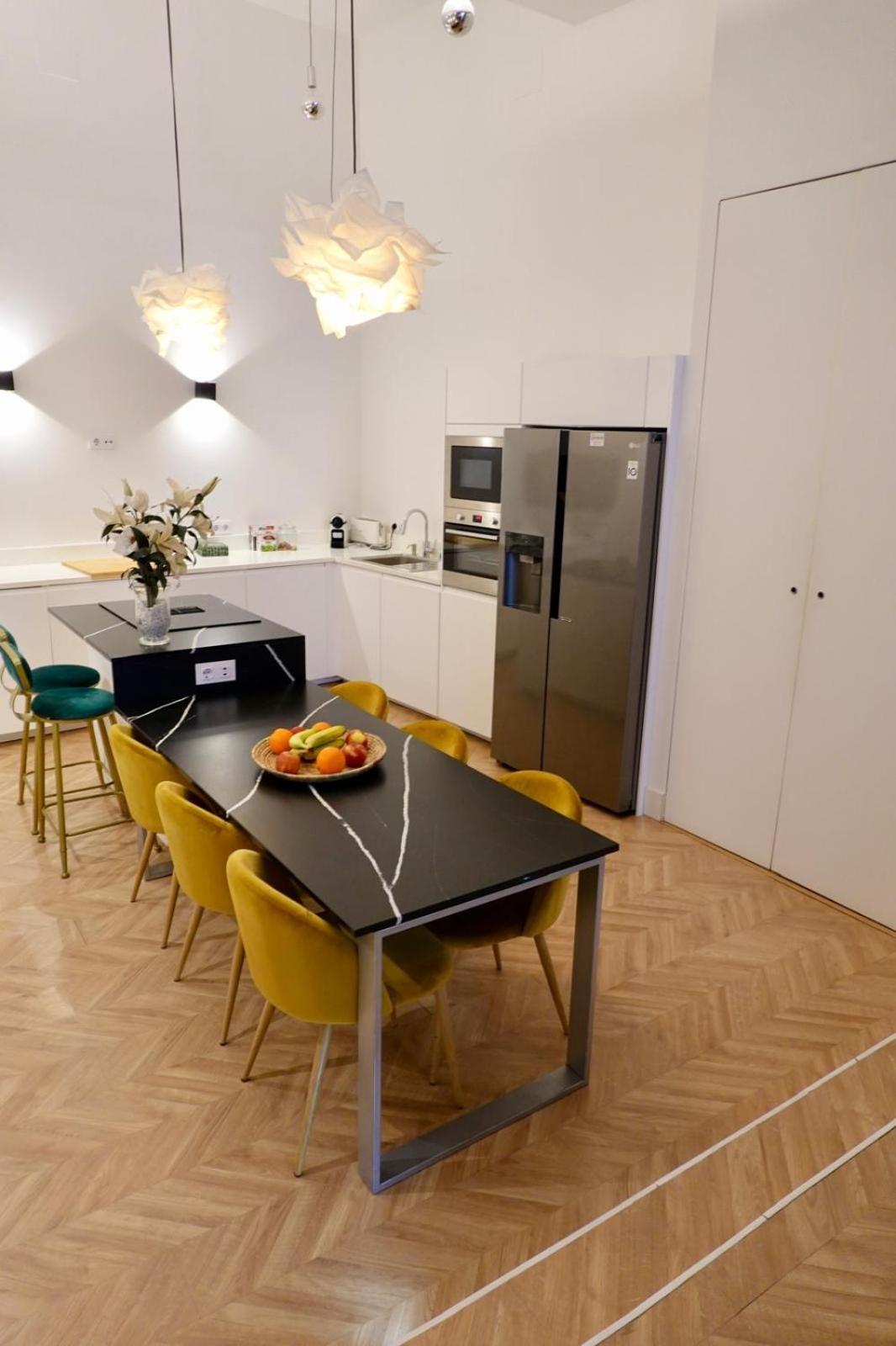 Peral Boutique Apartaments Sevilla Buitenkant foto